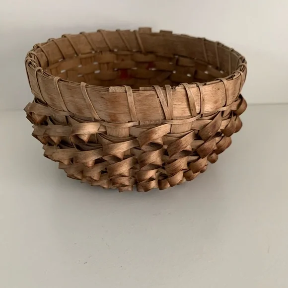 Antique Tramp Art Basket - Picture 1 of 4